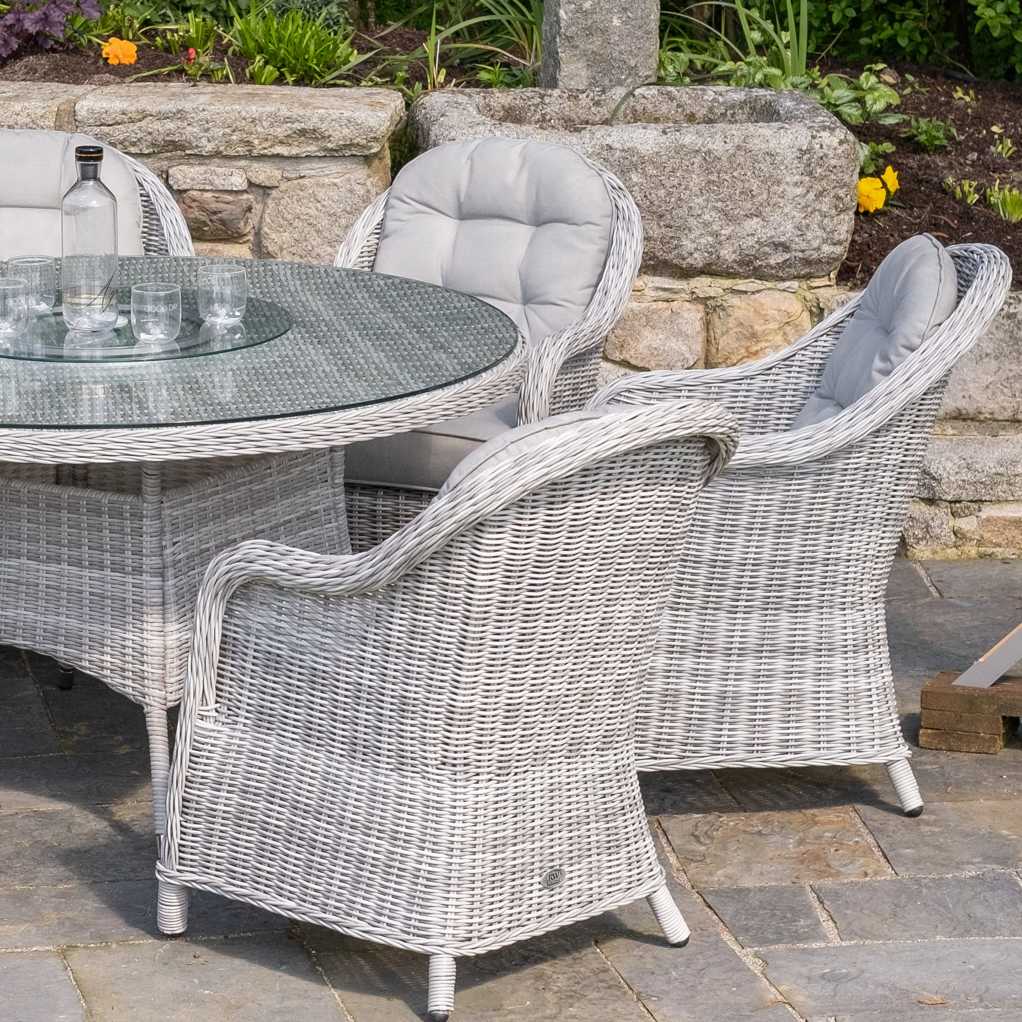 Sepino - 6 Seater Set with Round Table & Lazy Susan (Light Grey) - Image 5