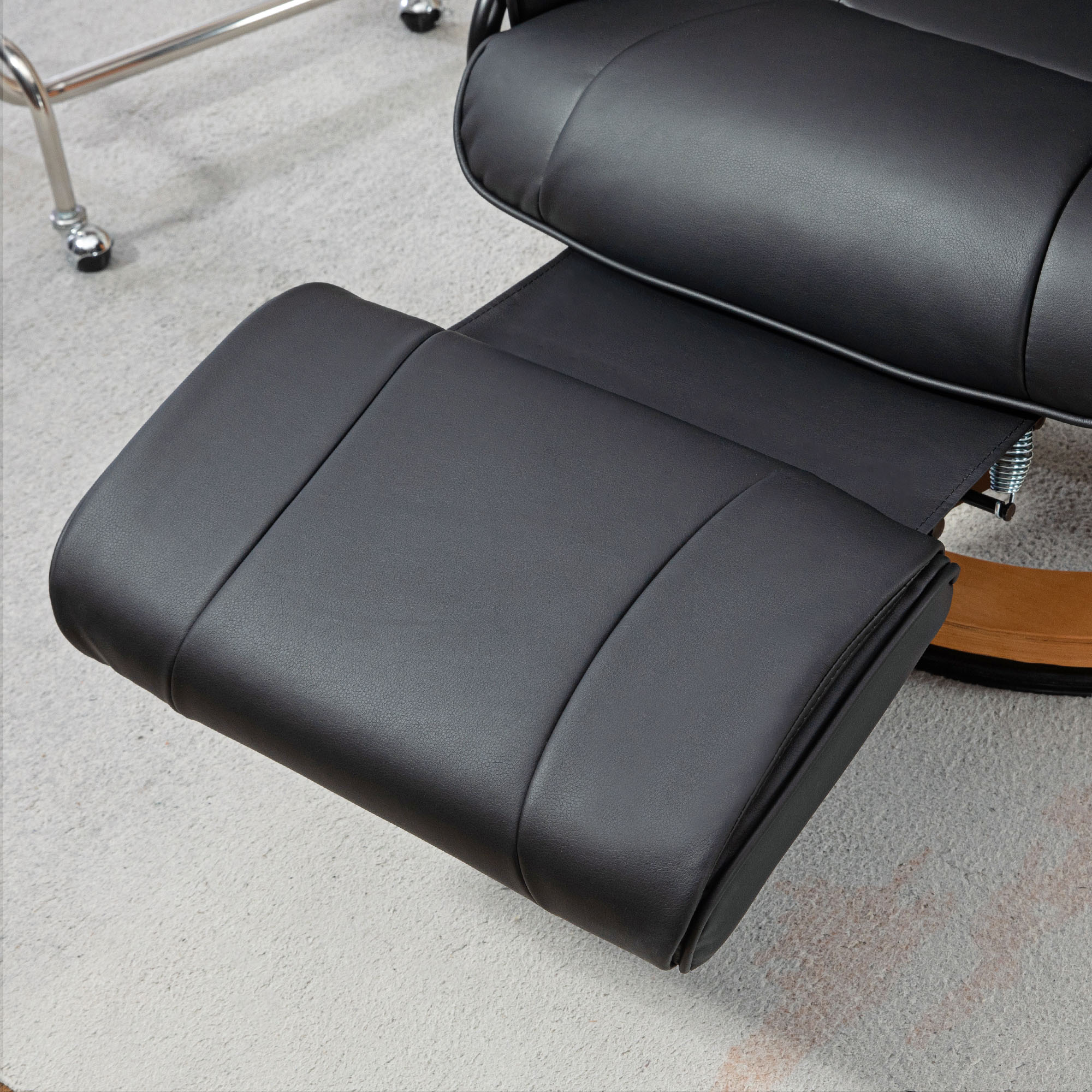 Swivel Recliner TV Chair, Footrest 150 kg Capacity, Faux Leather Black - Image 8